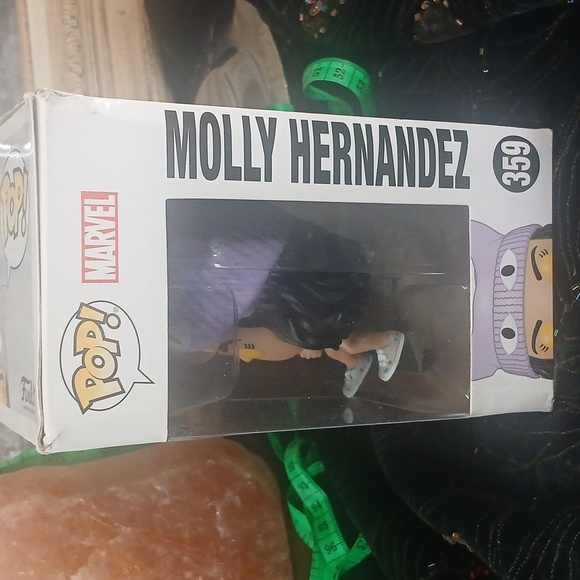 Funko Pop Runaways Figure with Purple Hat and Blue Outfit - Picture 3 of 6